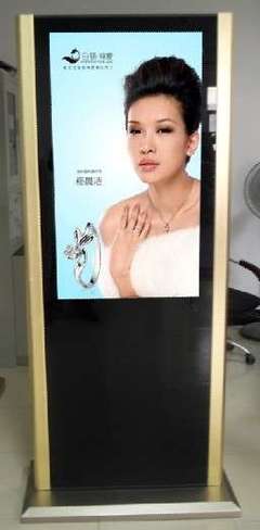落地式网络广告机 智能时代的品牌传播新引擎